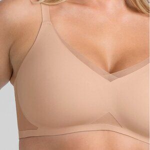 Honey Love CrossOver Bra Color Sand Runway 1X Removable pads
